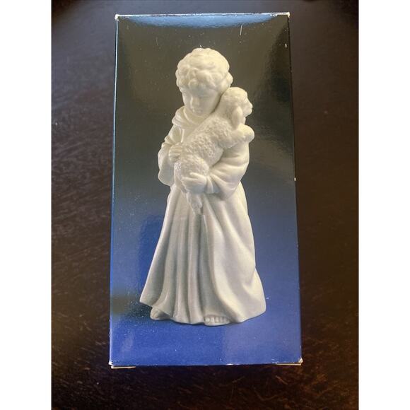 Avon Nativity Collectibles “The Shepherd Boy” Porcelain Figurine W/Orig Box 1983 - Picture 1 of 8